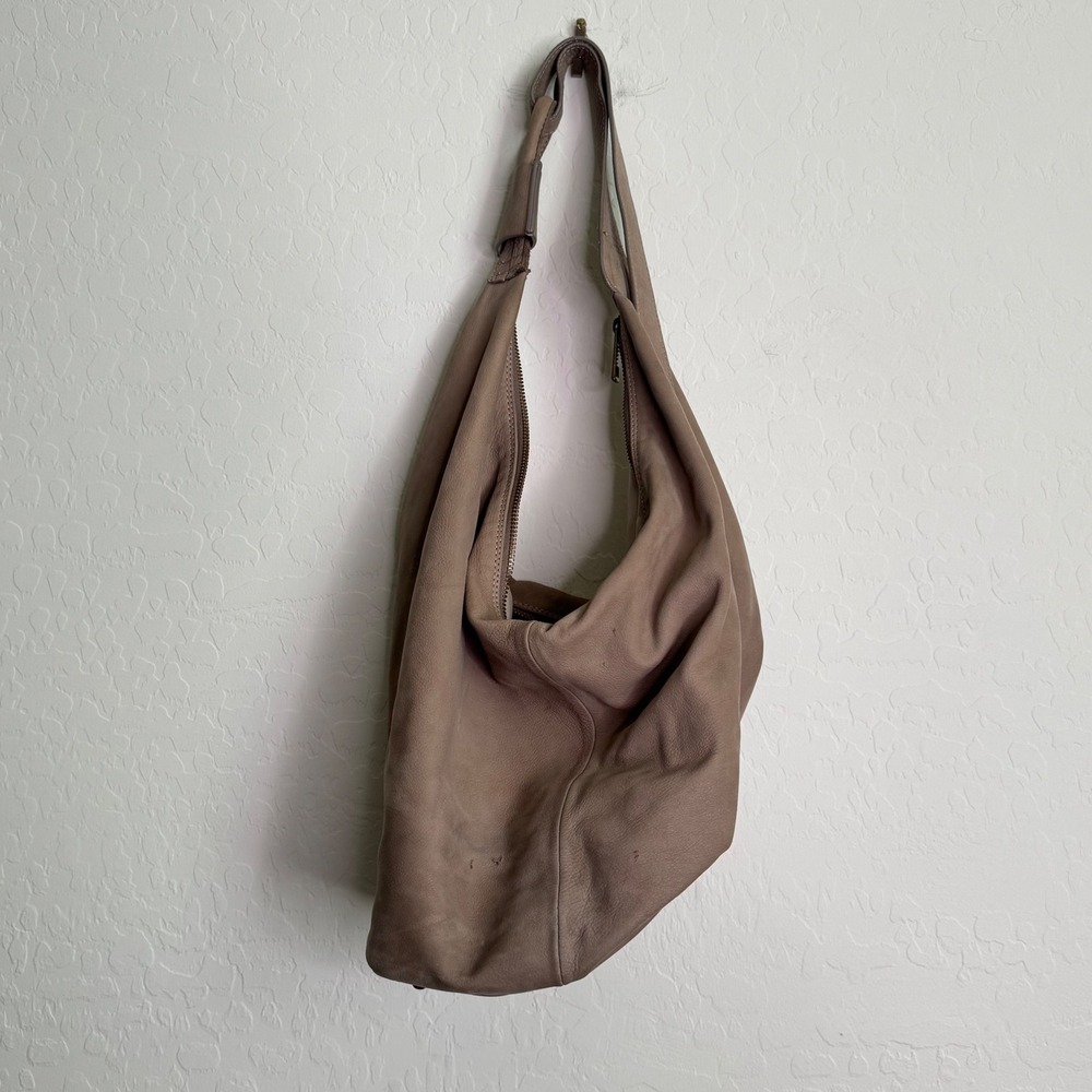 Sundance Womens Leather Hobo Bag OS Taupe Made in Italy Slouchy Shoulder Bag